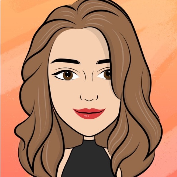 Meet your Posher, Kristen - Picture 1 of 1